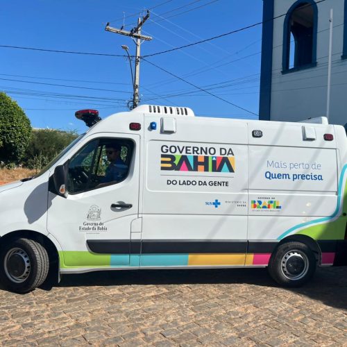 SESAU – Saúde de Livramento ganha ambulância nova e micro-ônibus para pacientes de hemodiálise