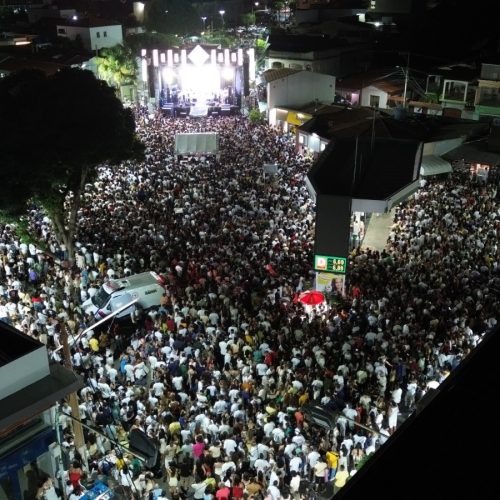 Réveillon do Amor 2025/2026: emoção, música e união marcaram virada de ano em Livramento de Nossa Senhora